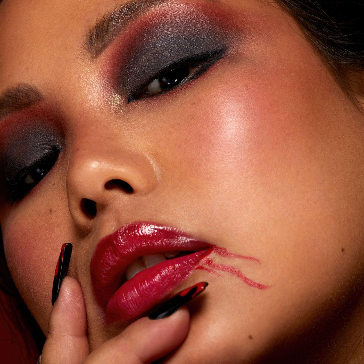 the vampire diaries x red face pen